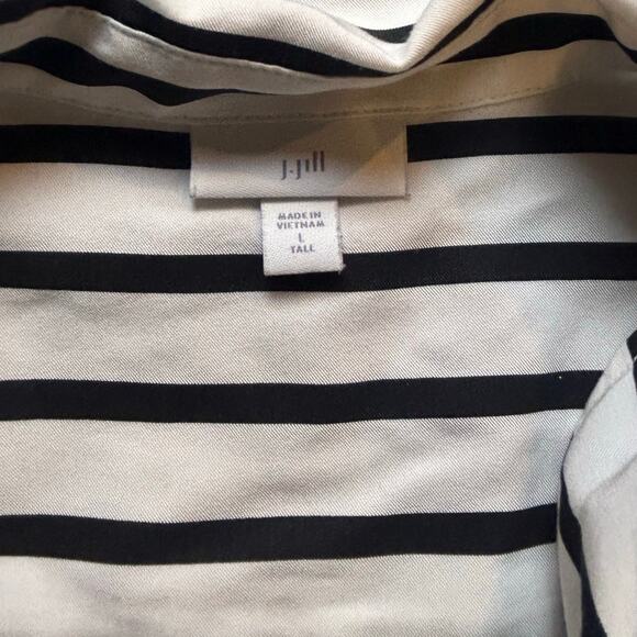 J. Jill White Black Striped Popover Blouse Fisherman Style Size Large L - Picture 3 of 4